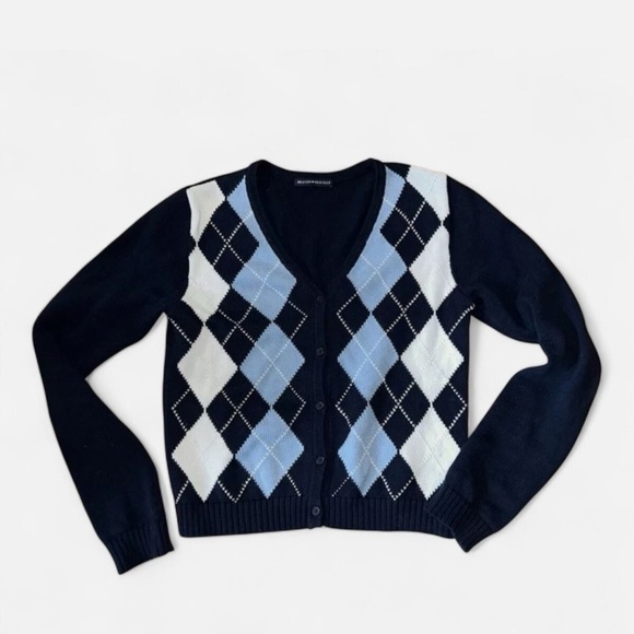 Brandy Melville Sweaters - Brandy Melville Elizabeth Cardigan